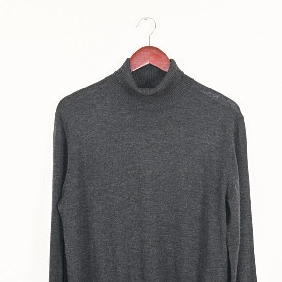 Buck Mason Gray 100% Cashmere ribbed knit Turtleneck Sweater size Medium - Picture 5 of 10